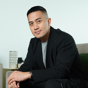 Dan Mejia (Head of Communications & Press at H&M Philippines)